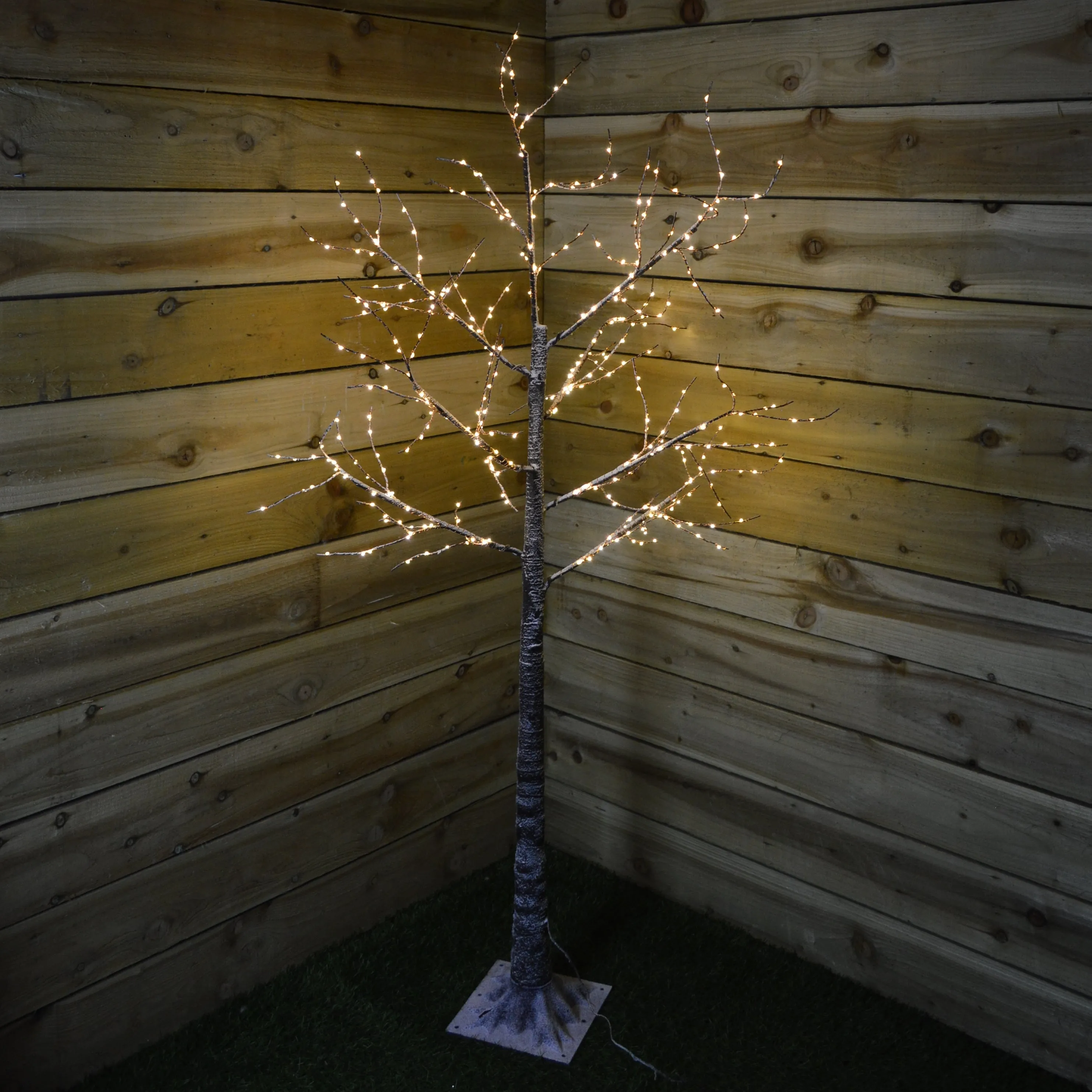 1.5m Indoor & Outdoor Christmas Deco Tree With 400 Warm White LED Lights
