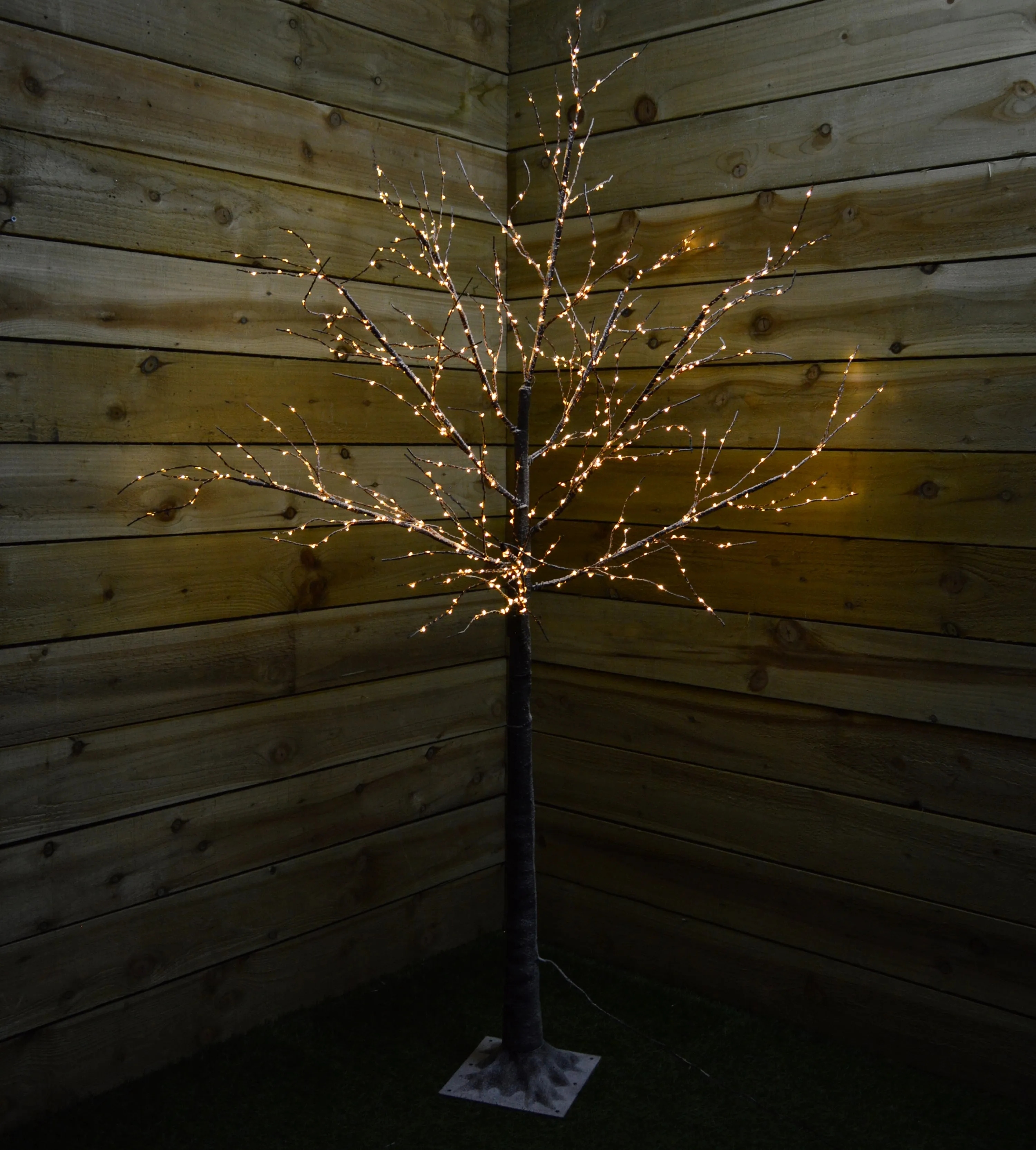 1.7m Christmas Birch Tree With 600 Warm White LED Lights Christmas Decoration