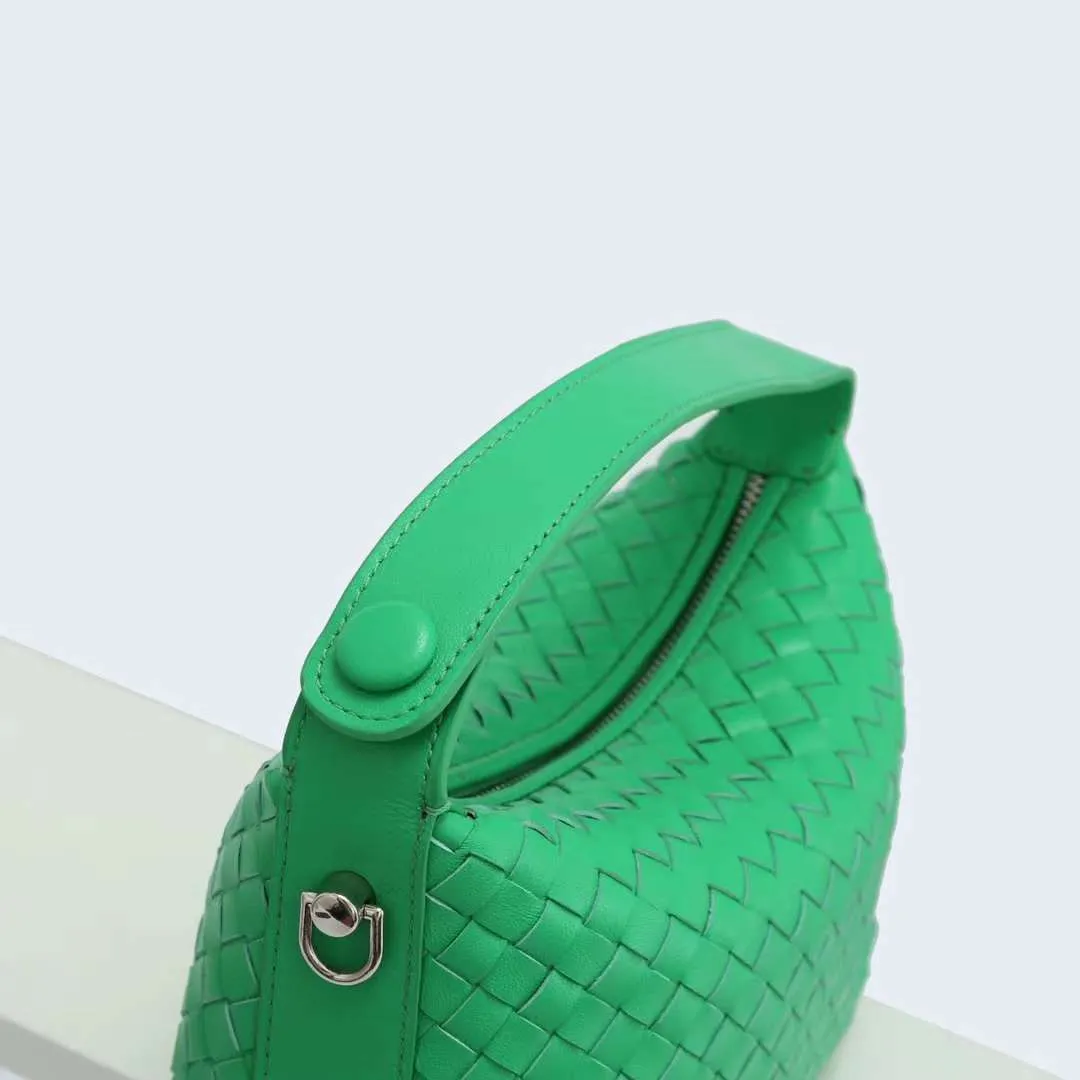 2024 Summer Collection: Luxurious Lambskin Woven Handbag for Women |  Handcrafted Versatile Vintage-Inspired Shoulder Crossbody Bag