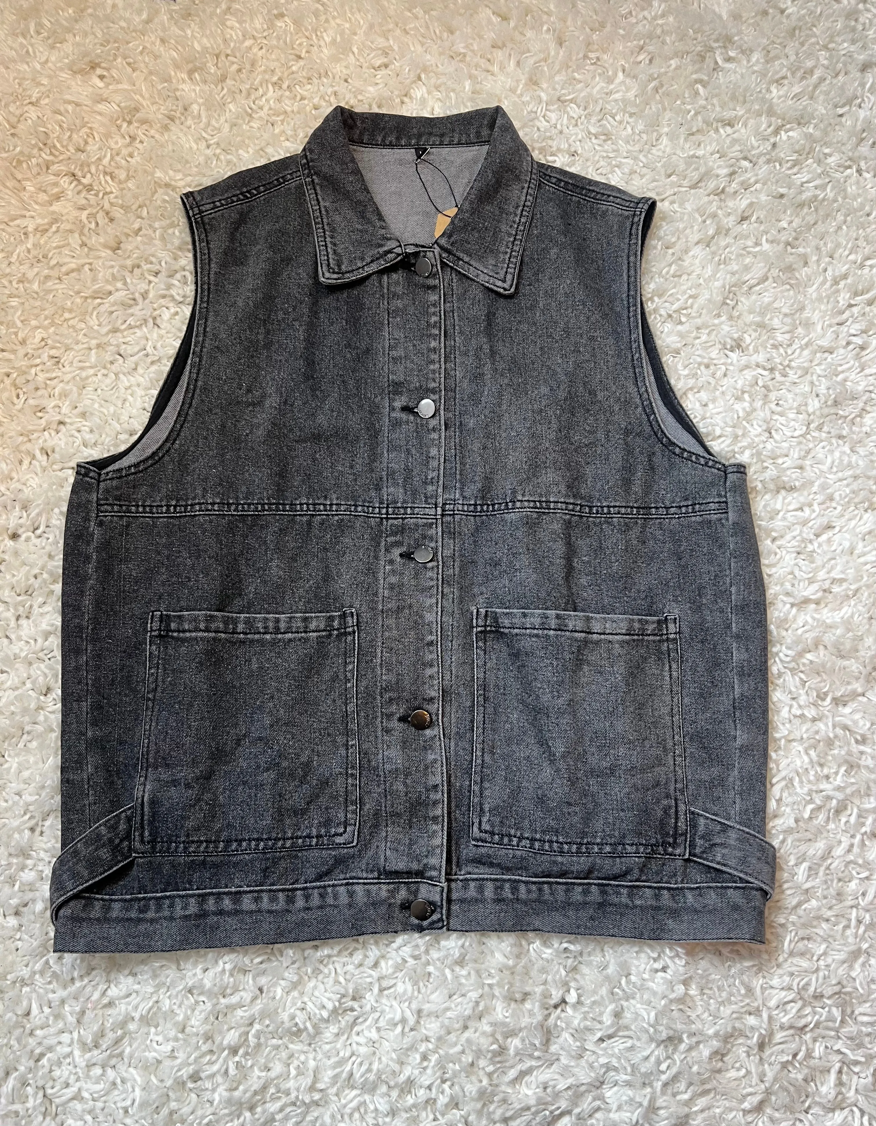 Big Side Pocket Collar Denim Vest
