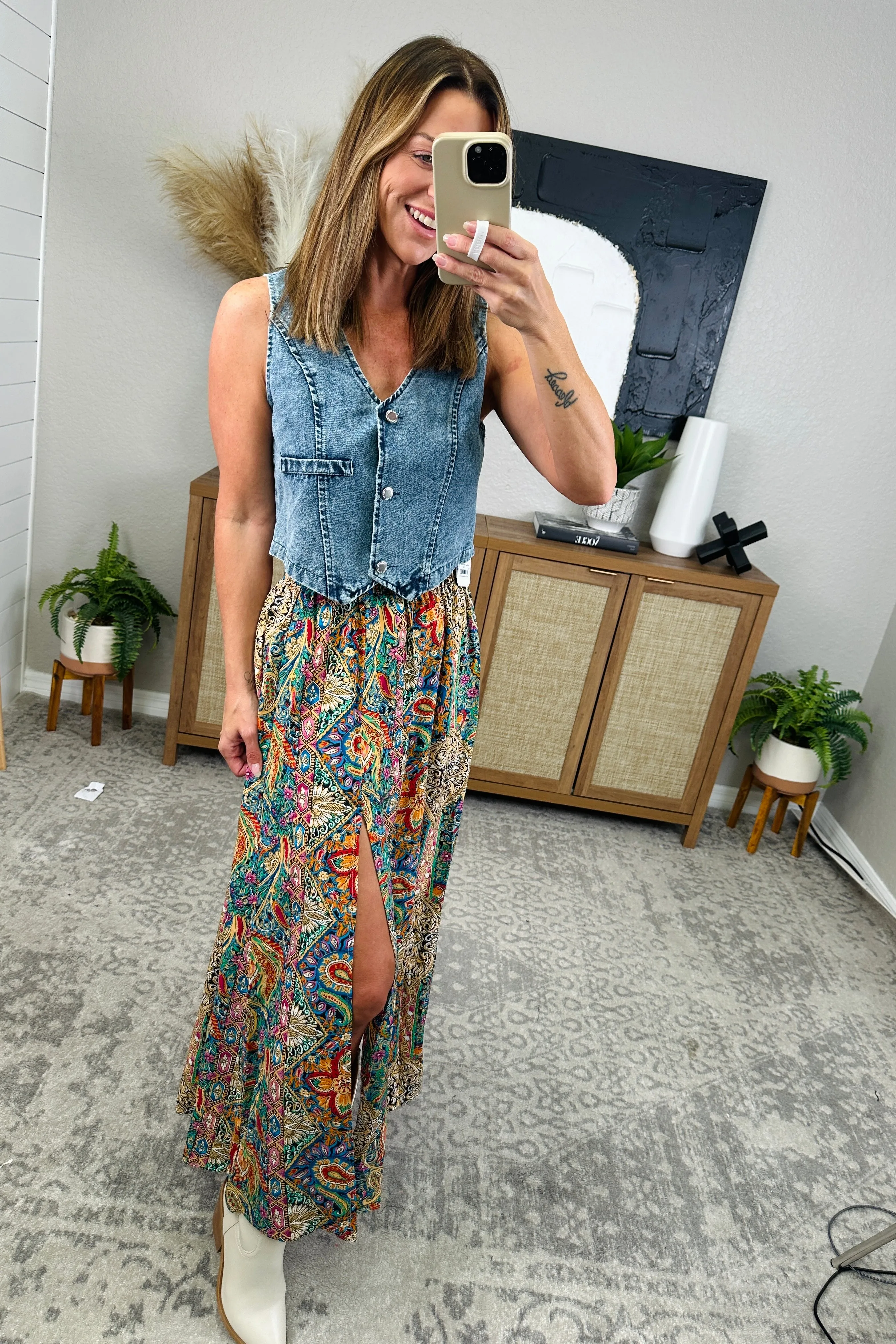 Buttoned V-Neck Denim Top WH