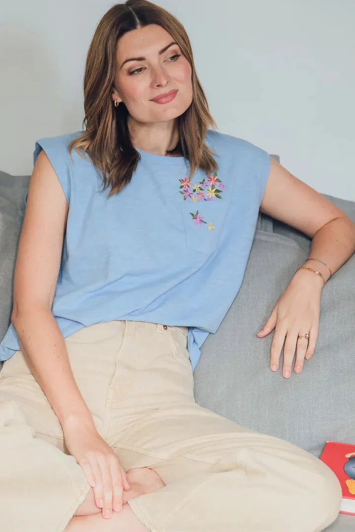 Chrissy Relaxed Tank T-Shirt (Blue Floral Pocket)