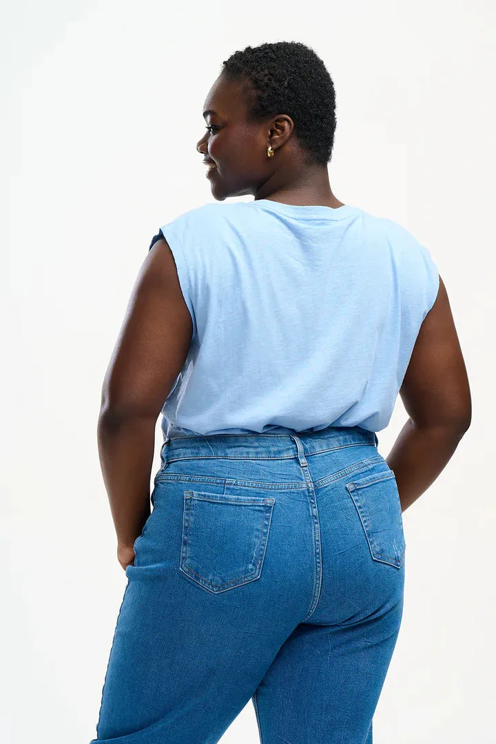 Chrissy Relaxed Tank T-Shirt (Blue Floral Pocket)