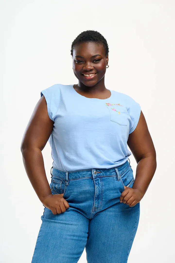 Chrissy Relaxed Tank T-Shirt (Blue Floral Pocket)