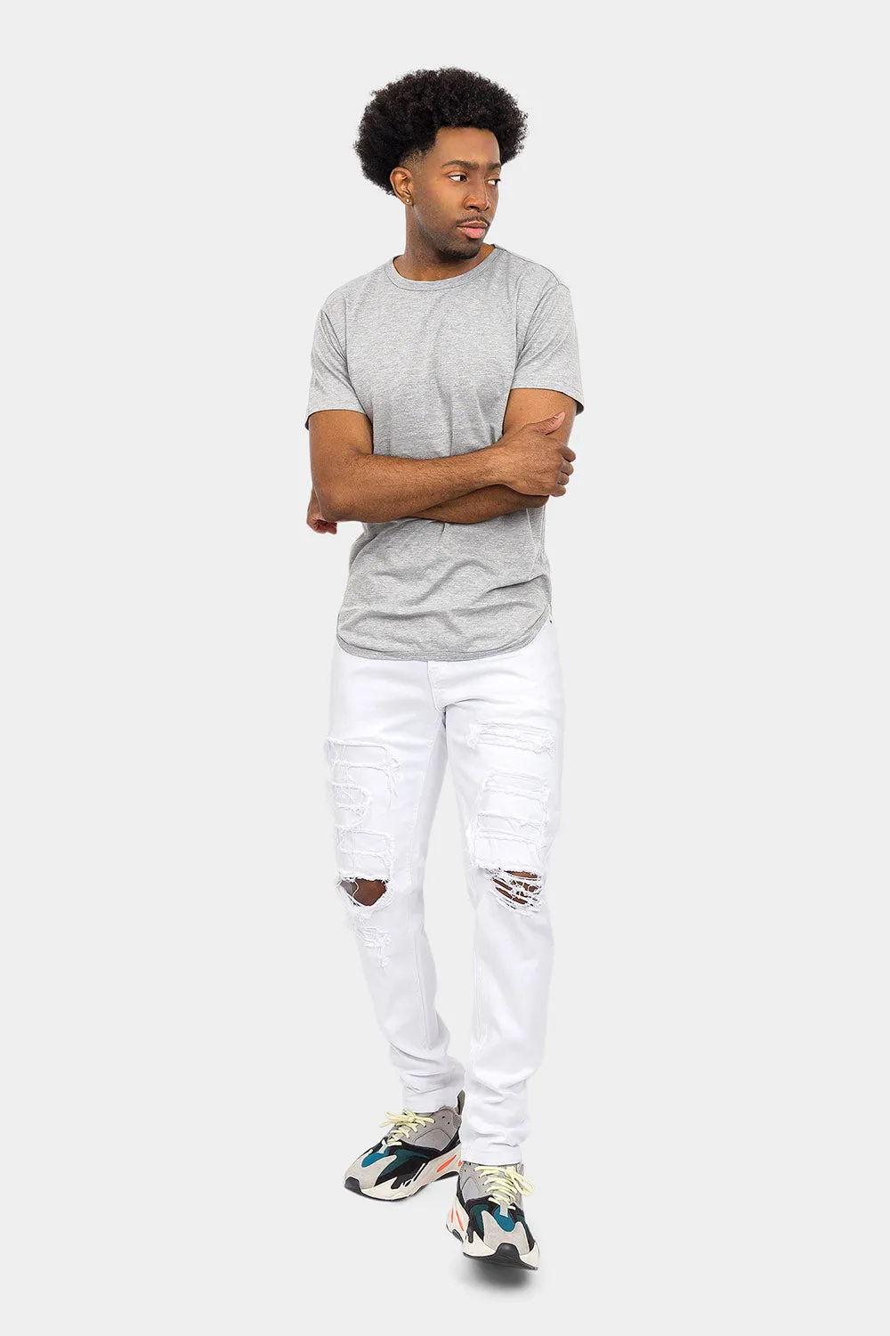 Distressed Solid Color Slim Fit Jeans