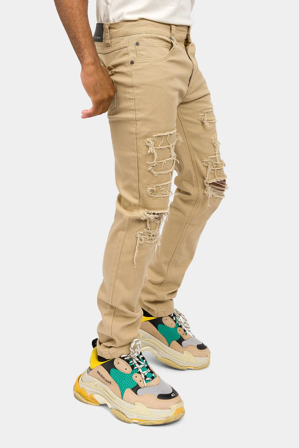 Distressed Solid Color Slim Fit Jeans