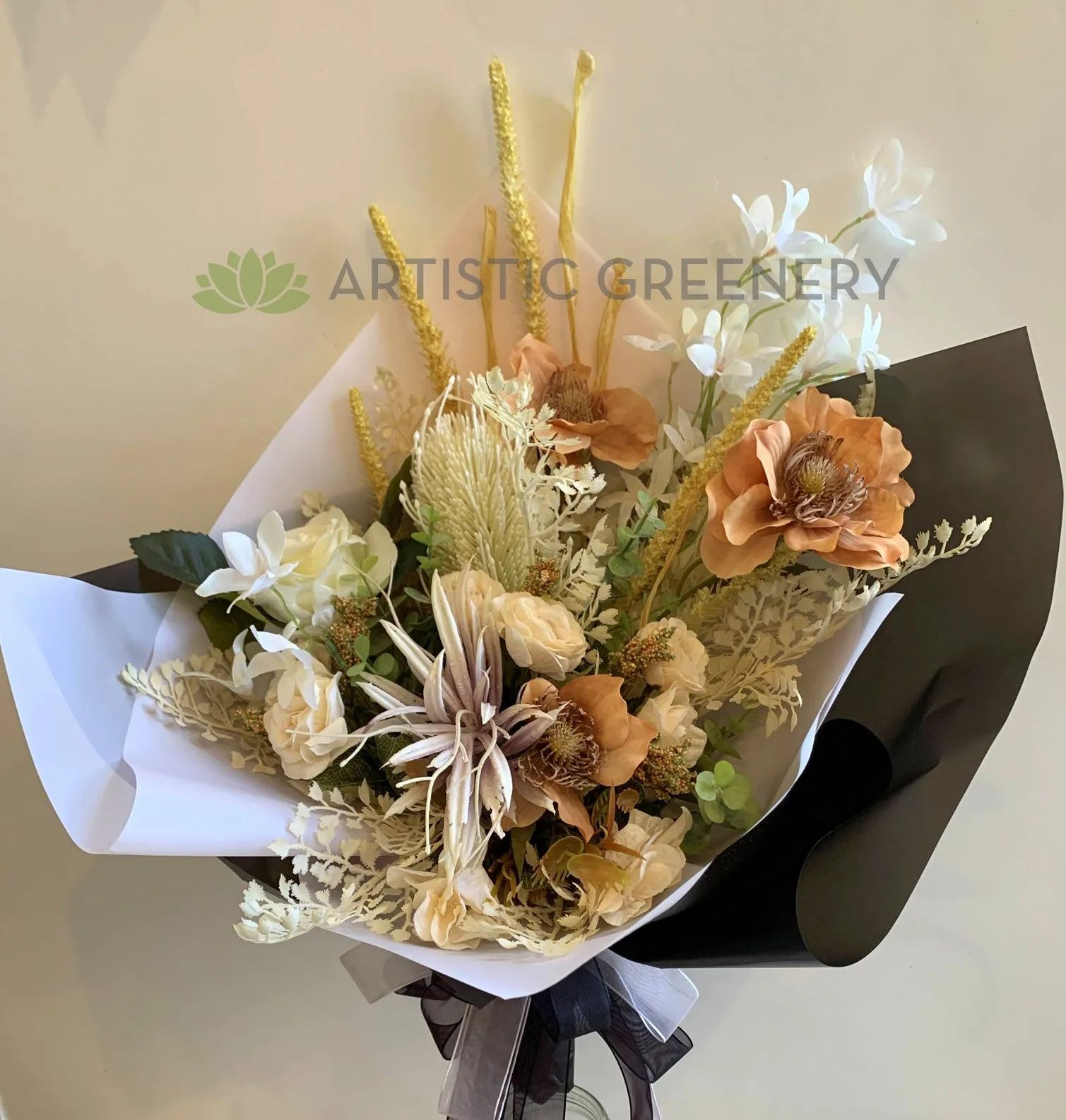 Dried Flowers Style Bouquet - Mixed Flowers - Cream & Light Brown