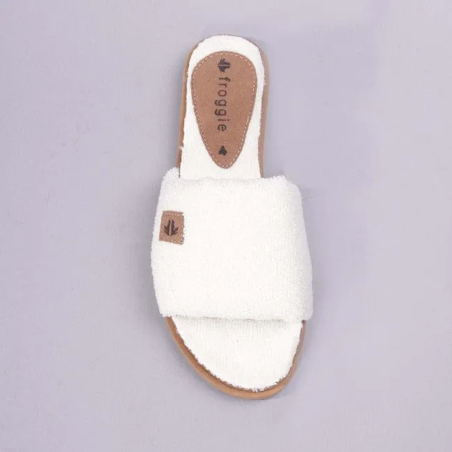Flat Mule Sandal in Cream - 12398