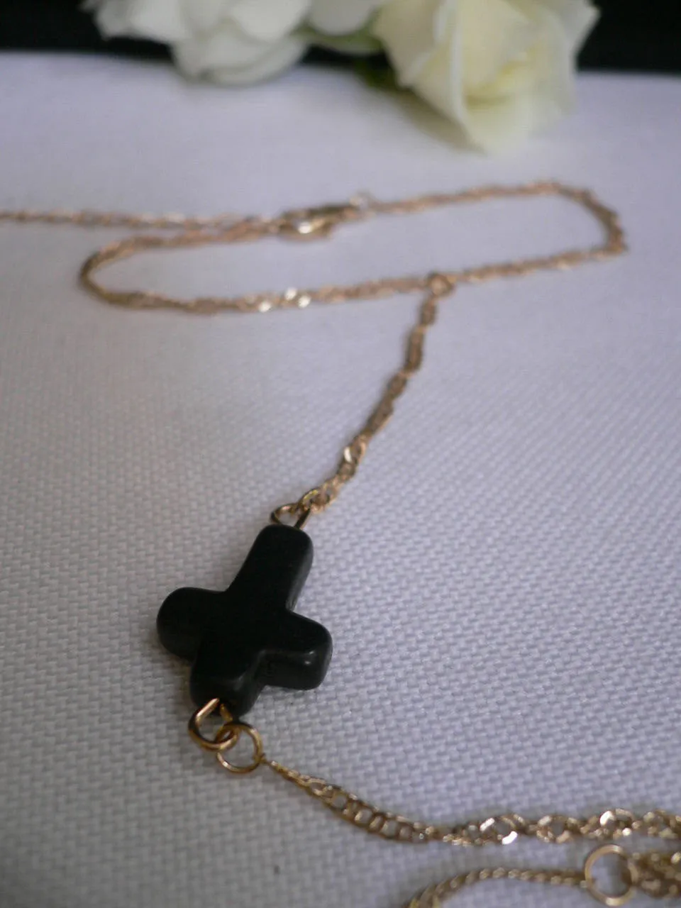 Gold Metal Hand Chain Classic Bracelet Small Black Cross Women Trendy