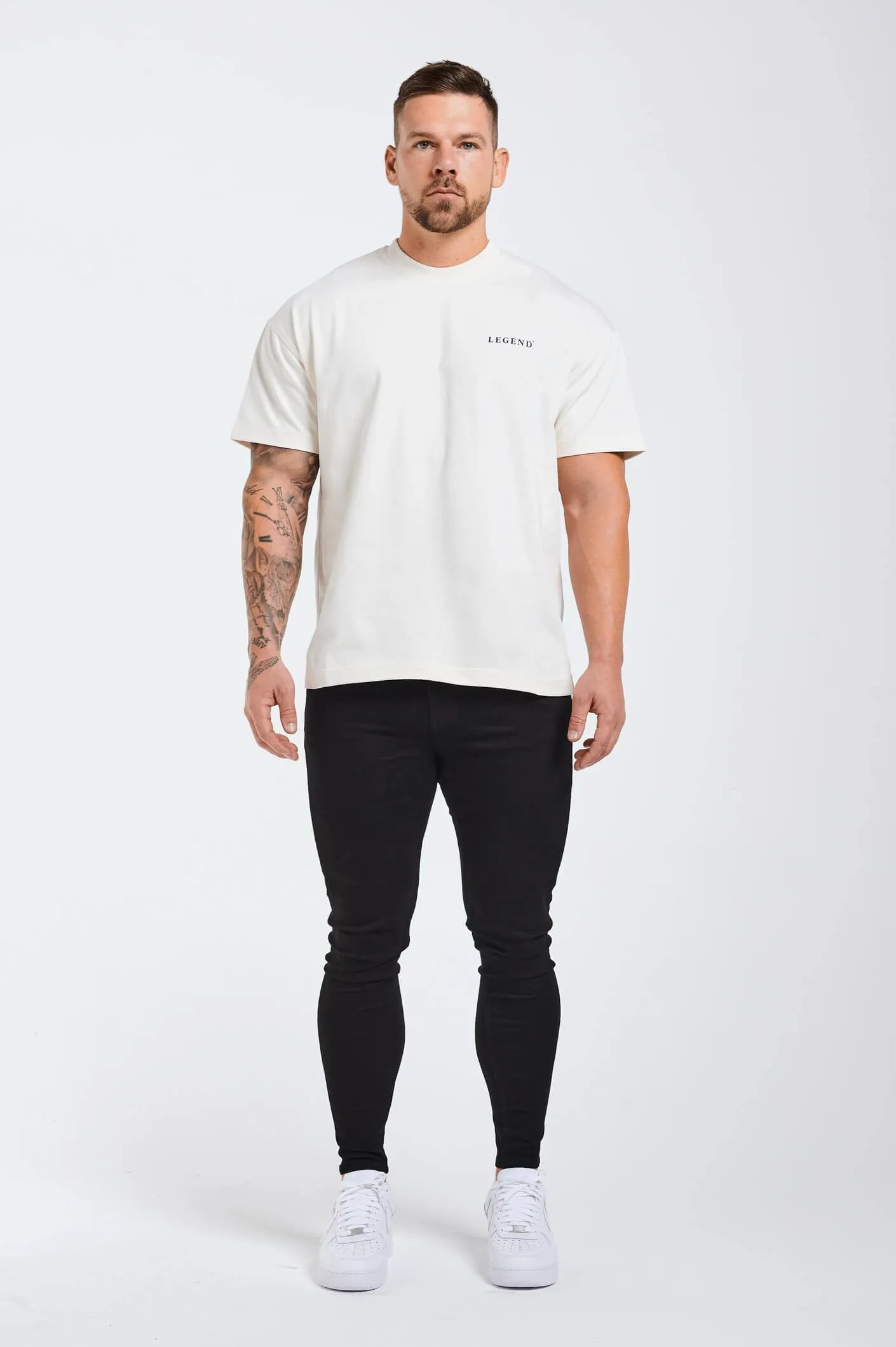 HEAVYWEIGHT LEGEND T-SHIRT - CREAM