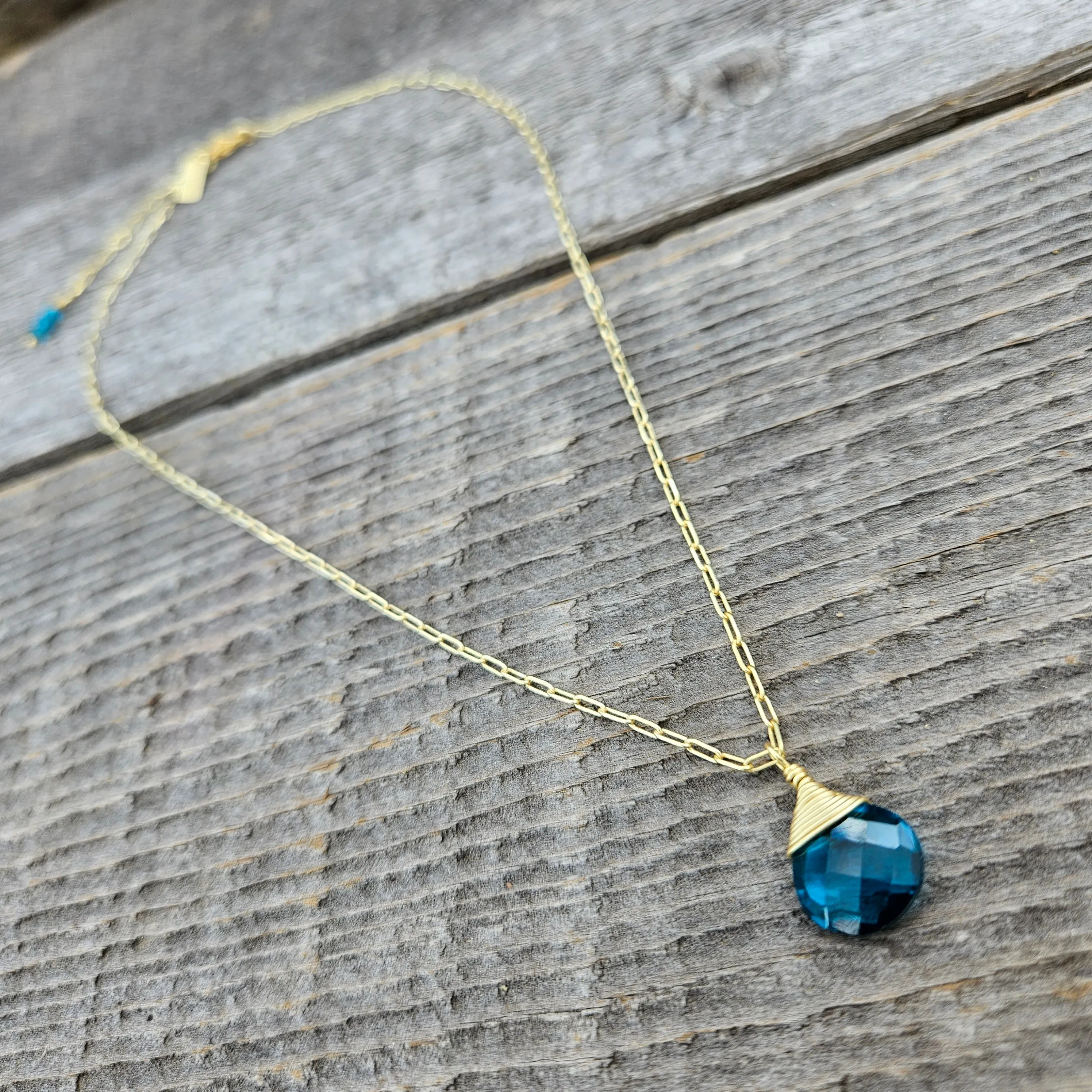 Iolite Journey Necklace - Gold