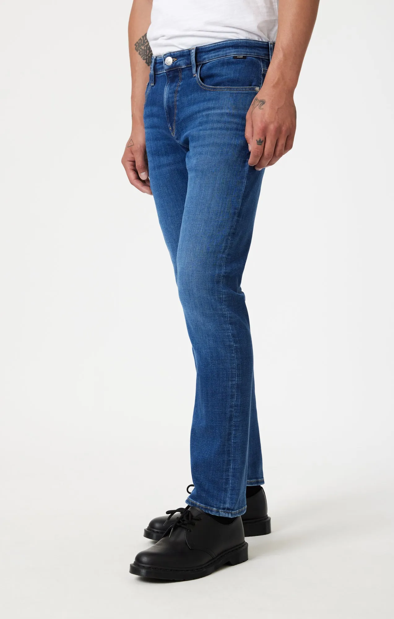 MARCUS SLIM STRAIGHT LEG IN DARK BRUSHED FEATHER BLUE
