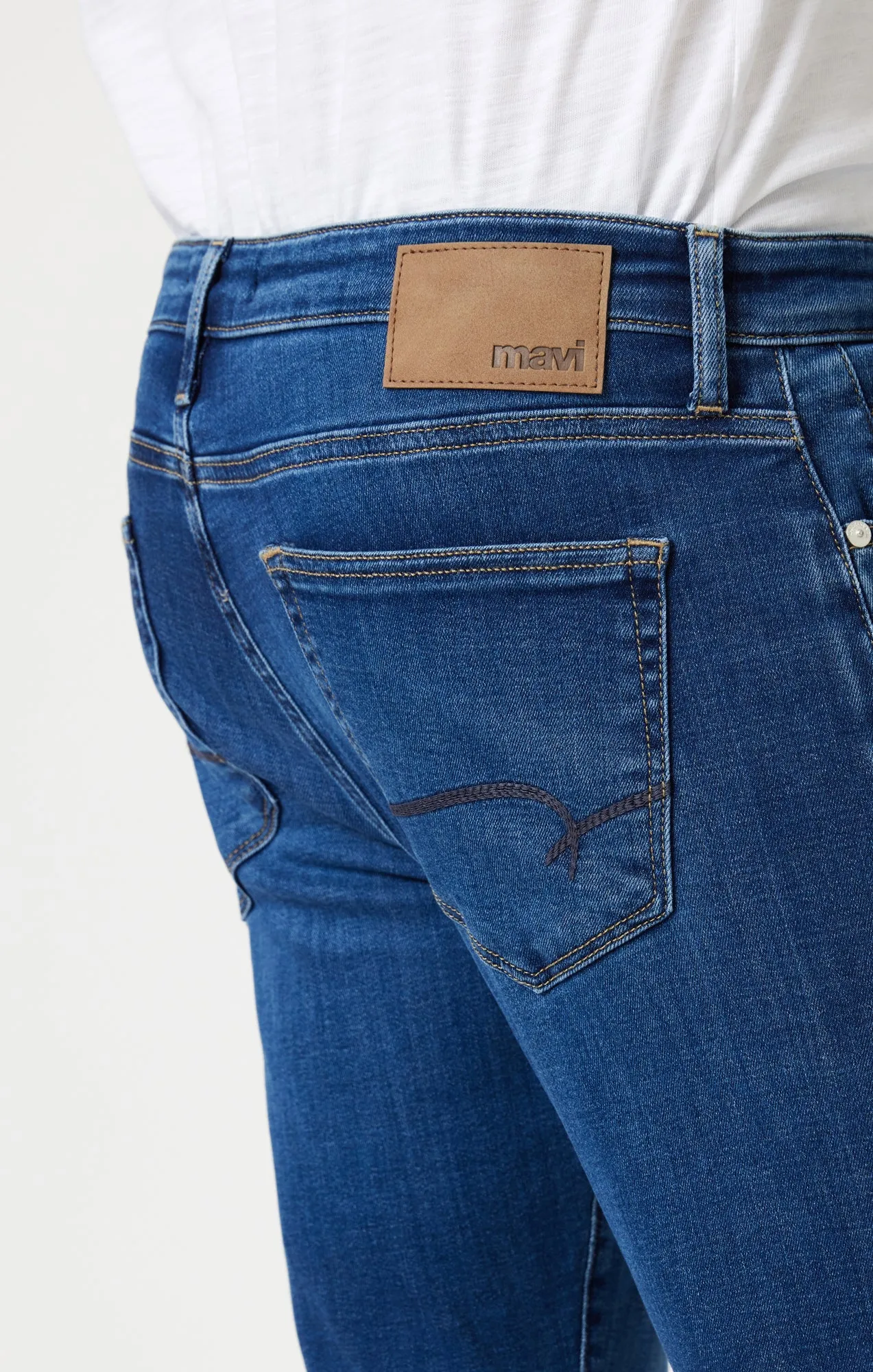MARCUS SLIM STRAIGHT LEG IN DARK BRUSHED FEATHER BLUE