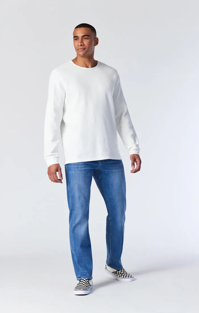 MATT RELAXED STRAIGHT LEG IN LIGHT BRUSHED FEATHER BLUE