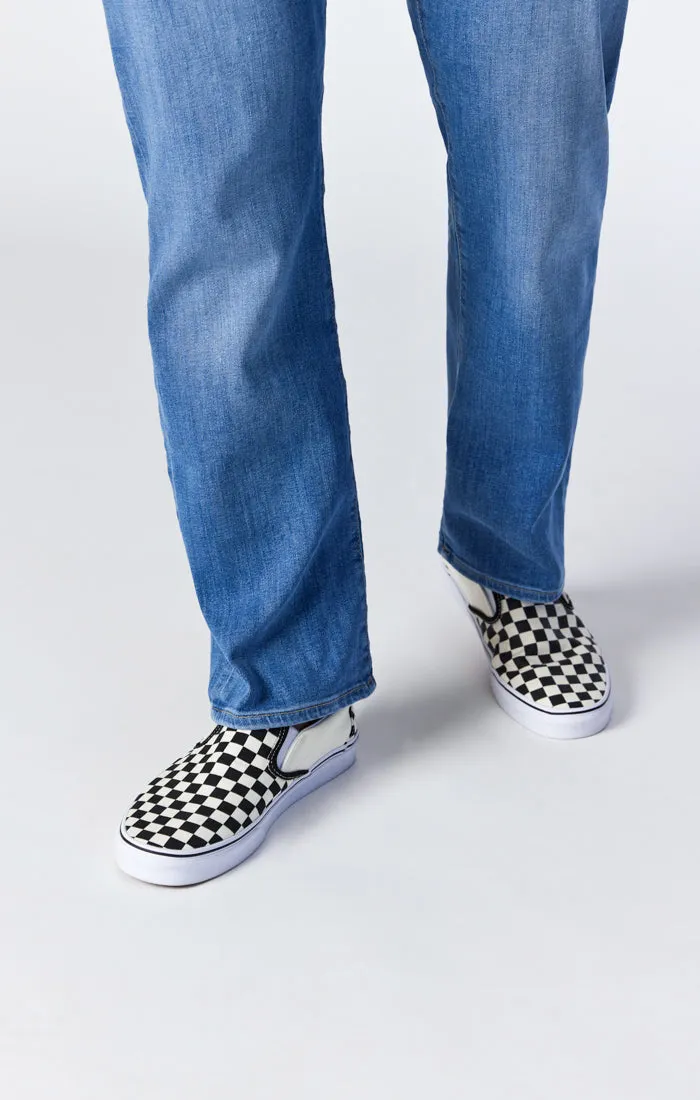 MATT RELAXED STRAIGHT LEG IN LIGHT BRUSHED FEATHER BLUE