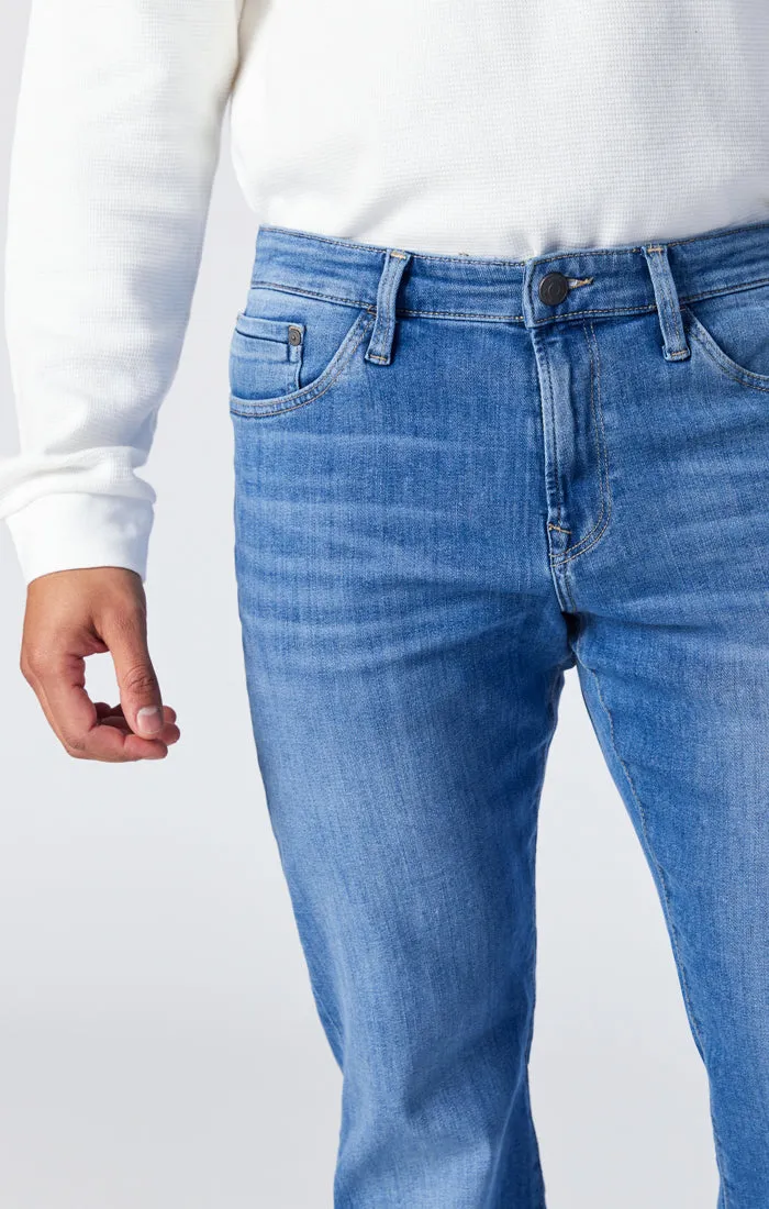 MATT RELAXED STRAIGHT LEG IN LIGHT BRUSHED FEATHER BLUE