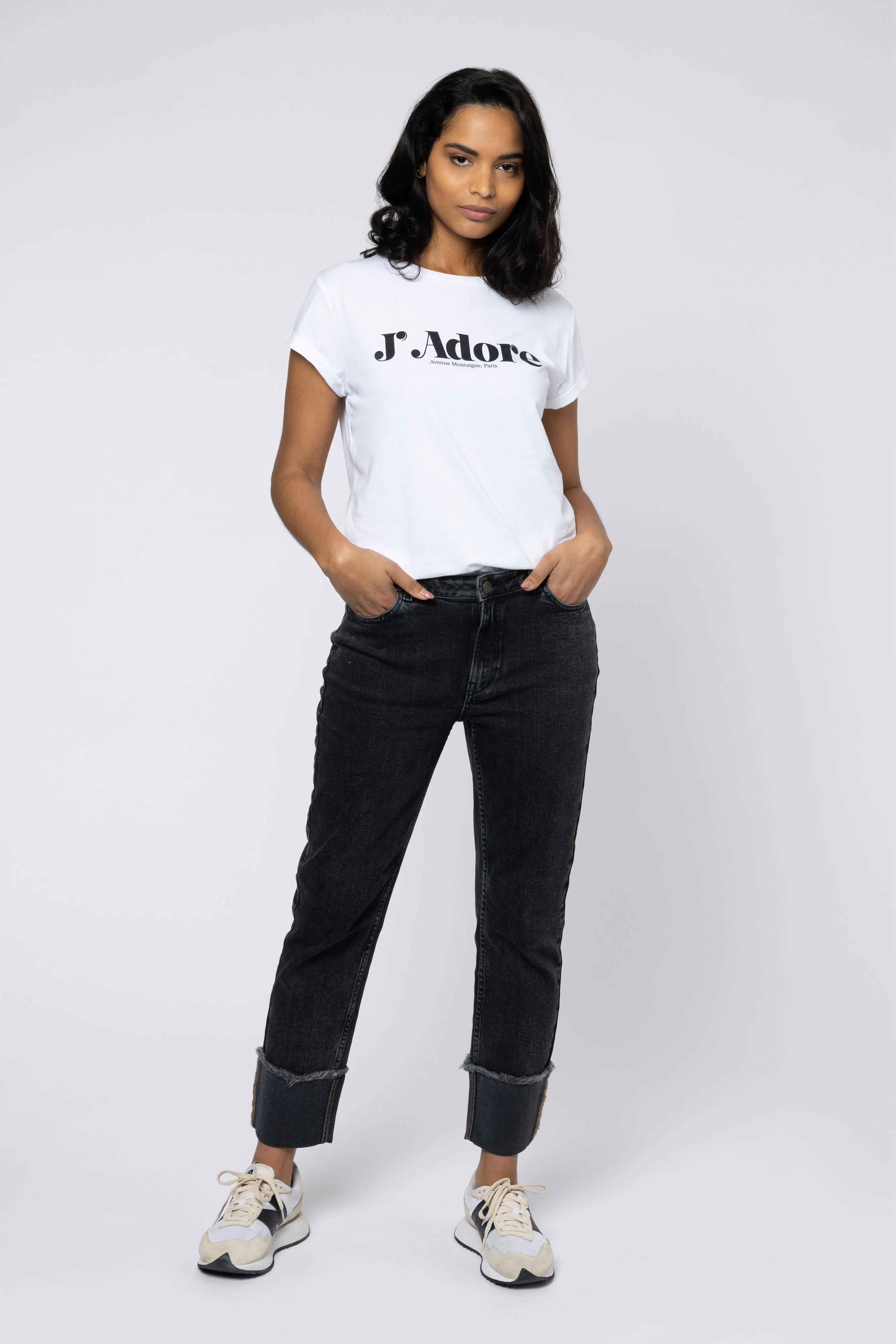 SARAH STRAIGHT LEG JEANS ( WASHED BLACK)