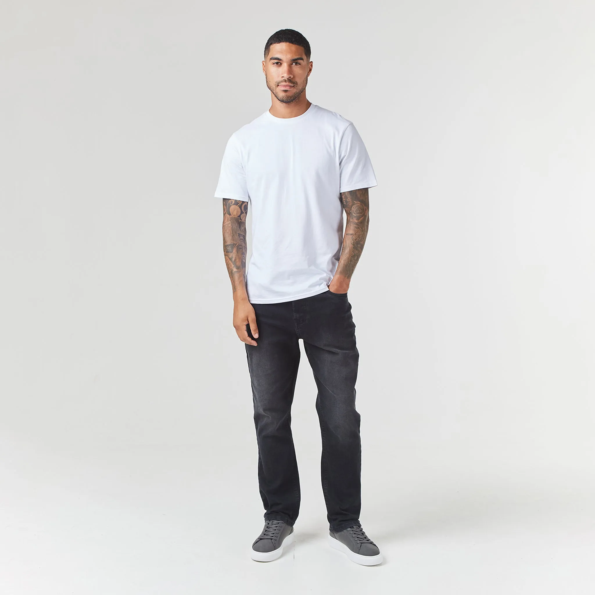 Straight Leg Denim Jean | Black Wash