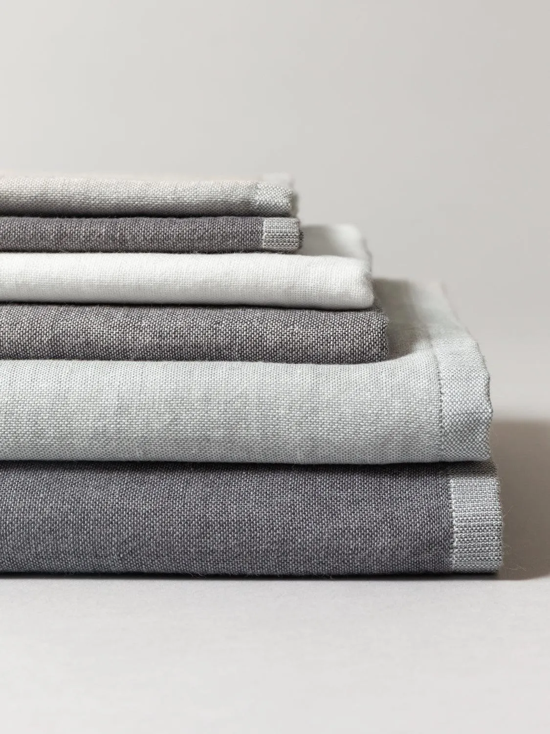 Two-Tone Chambray Towel, Black 2