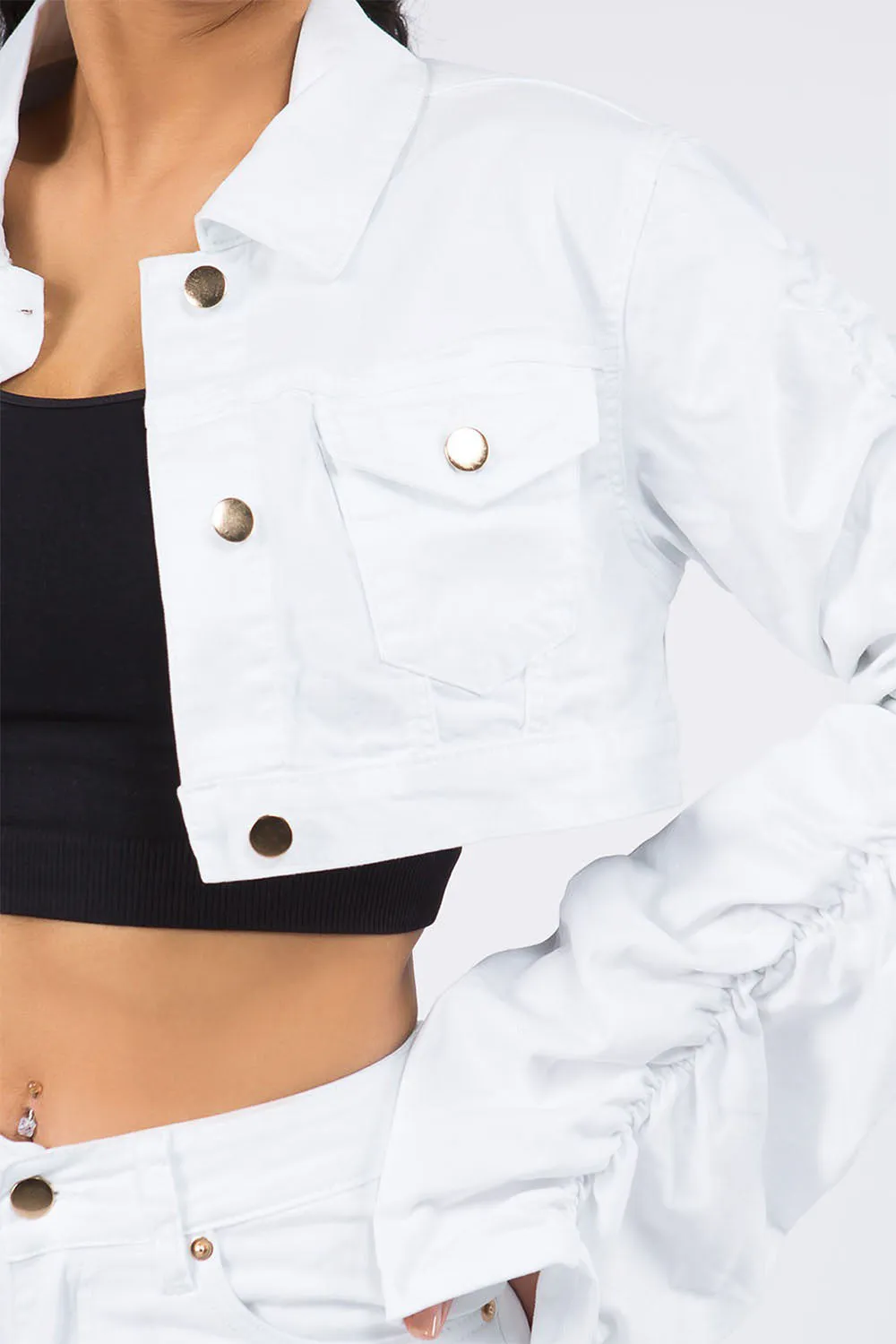 Women's Scrunched Bungee Sleeve Cropped Denim Jacket