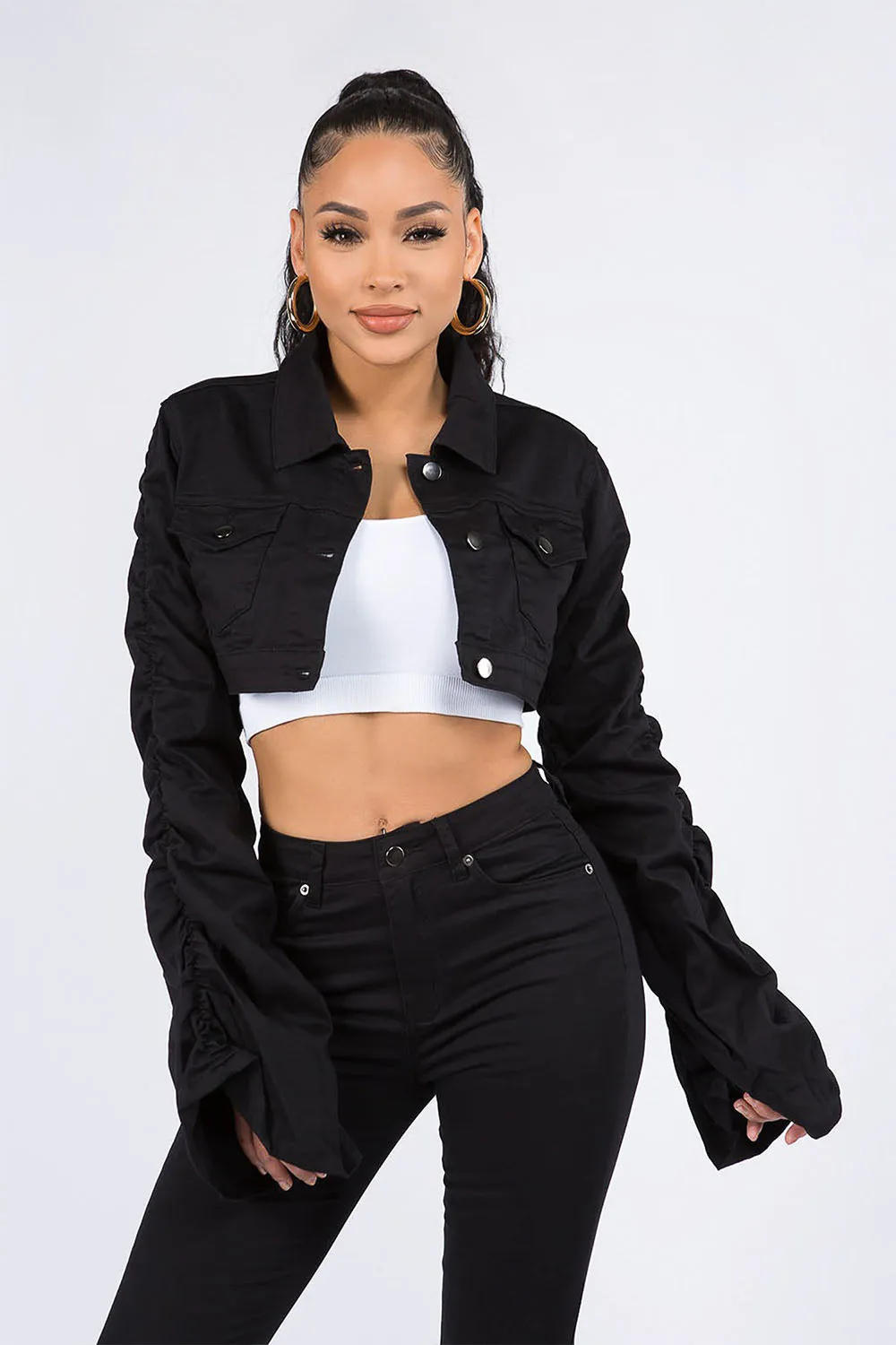 Women's Scrunched Bungee Sleeve Cropped Denim Jacket